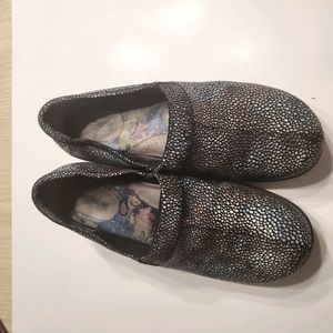 Grey's Anatomy Softwalk Clog Shoe Meredith 12